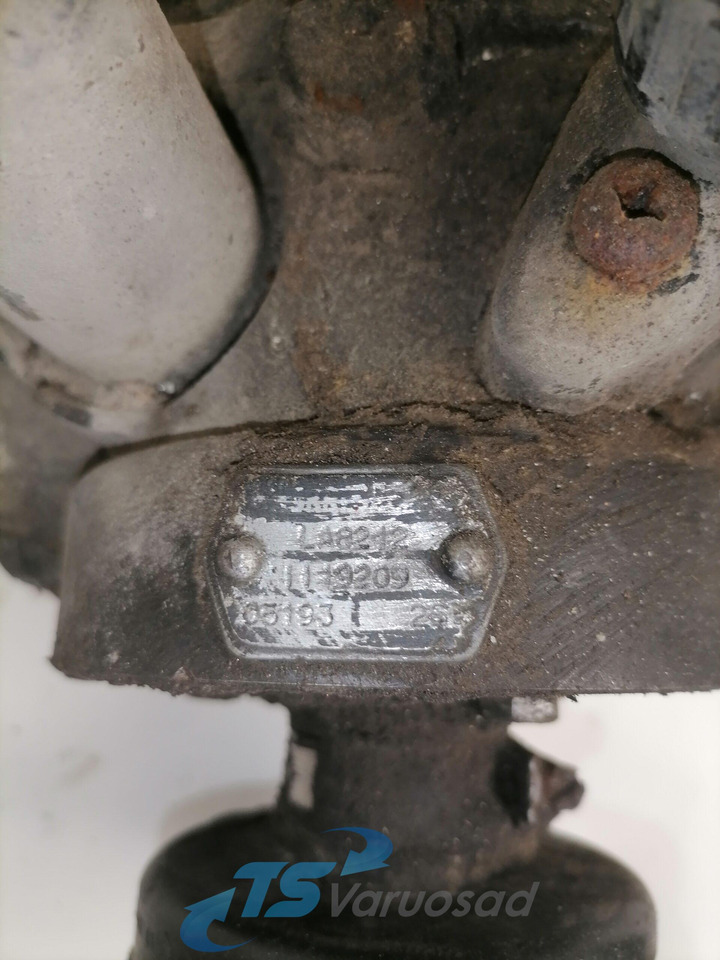 MAN Air dryer LA8212 - Brake valve for Truck: picture 4 MAN Air dryer LA8212 - Brake valve for Truck: picture 4