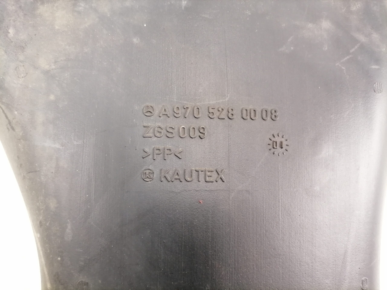 MB Air intake A9705280008 - Air intake system for Truck: picture 3 MB Air intake A9705280008 - Air intake system for Truck: picture 3