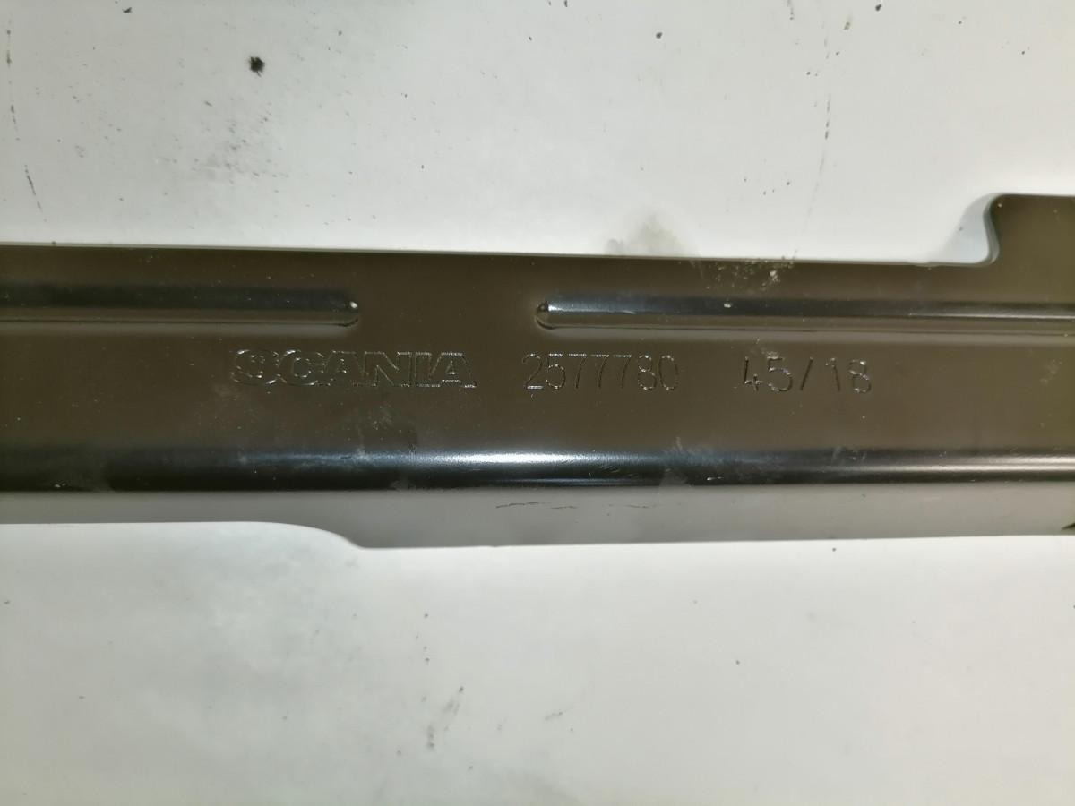 Scania Salongi kronstein 2577780 - Universal part for Truck: picture 4 Scania Salongi kronstein 2577780 - Universal part for Truck: picture 4