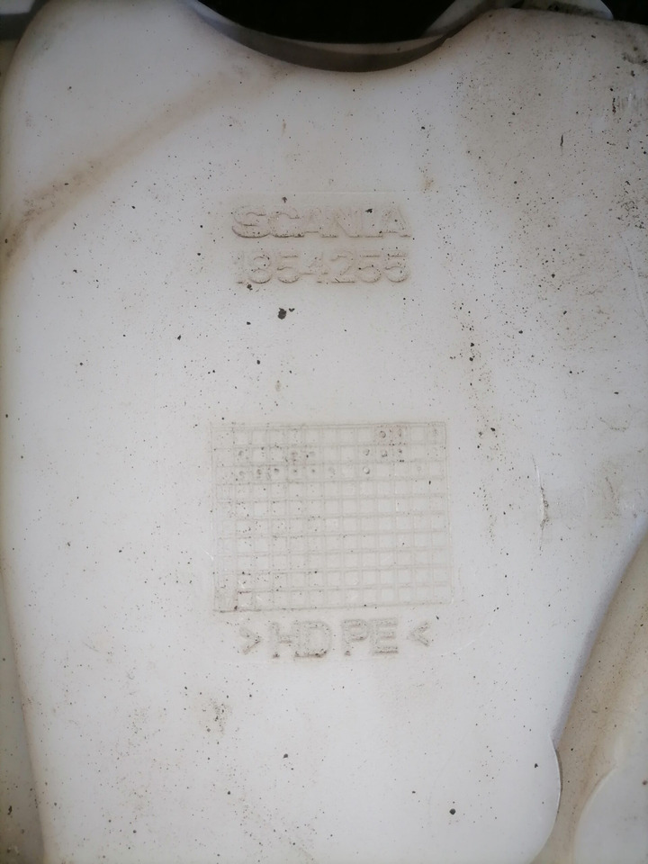 Scania Windscreen washer fluid tank 1854255 - Wiper for Truck: picture 3 Scania Windscreen washer fluid tank 1854255 - Wiper for Truck: picture 3