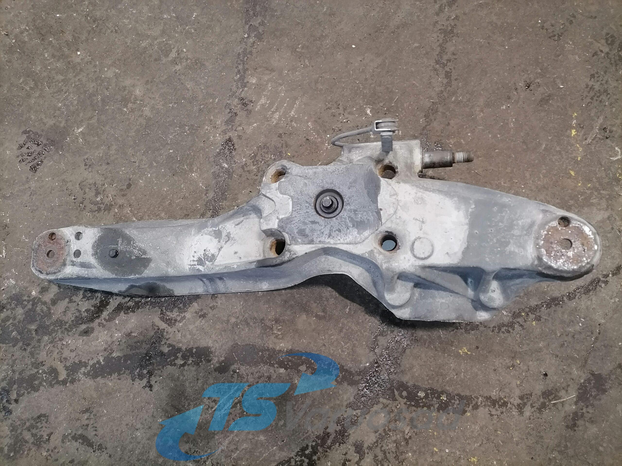 Volvo Air suspension bracket 21196819 - Axle and parts for Truck: picture 2 Volvo Air suspension bracket 21196819 - Axle and parts for Truck: picture 2