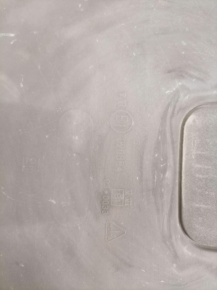 Volvo Allavaatepeegel 20849837 - Rear view mirror for Truck: picture 4 Volvo Allavaatepeegel 20849837 - Rear view mirror for Truck: picture 4