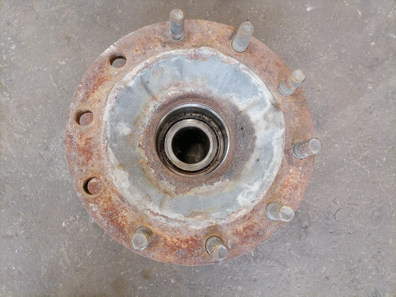 Volvo First wheel hub 1026659 - Hub for Truck: picture 5 Volvo First wheel hub 1026659 - Hub for Truck: picture 5