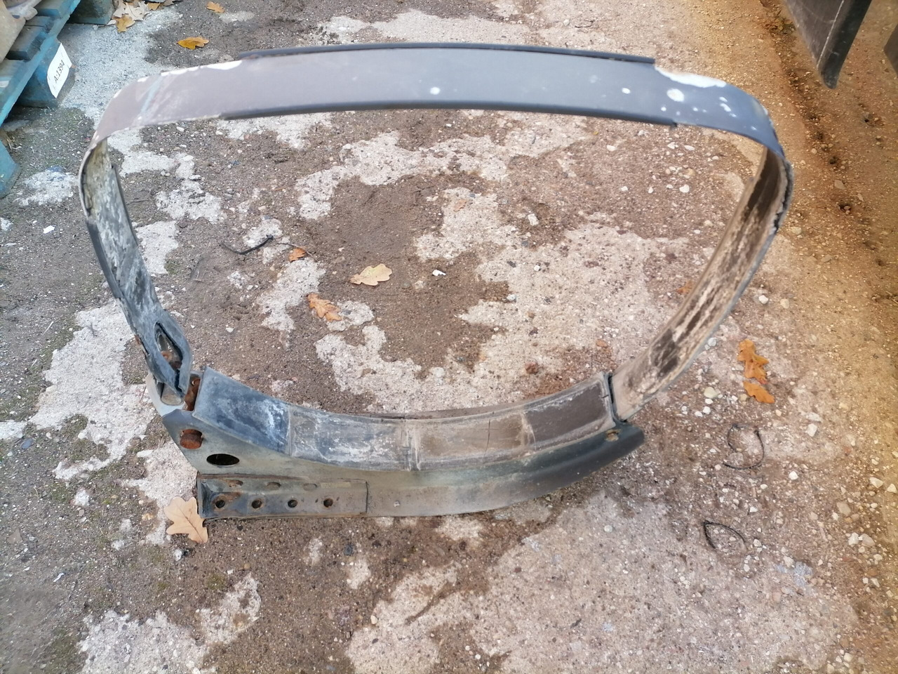 Volvo Kütusepaagi kandur, Volvo 20721537 - Fuel tank for Truck: picture 3 Volvo Kütusepaagi kandur, Volvo 20721537 - Fuel tank for Truck: picture 3