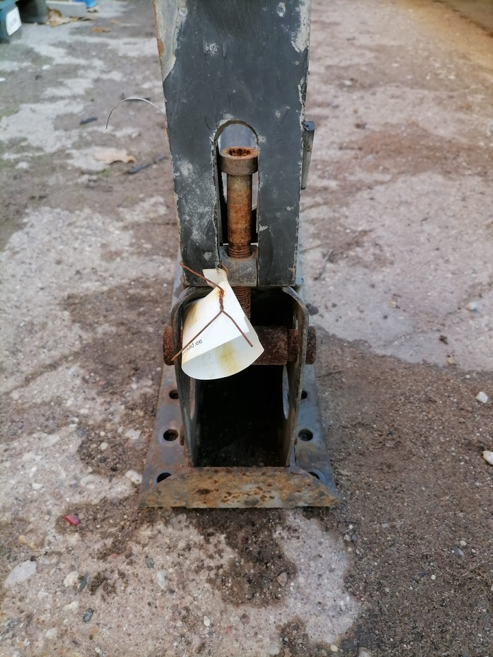 Volvo Kütusepaagi kandur, Volvo 20721537 - Fuel tank for Truck: picture 5 Volvo Kütusepaagi kandur, Volvo 20721537 - Fuel tank for Truck: picture 5