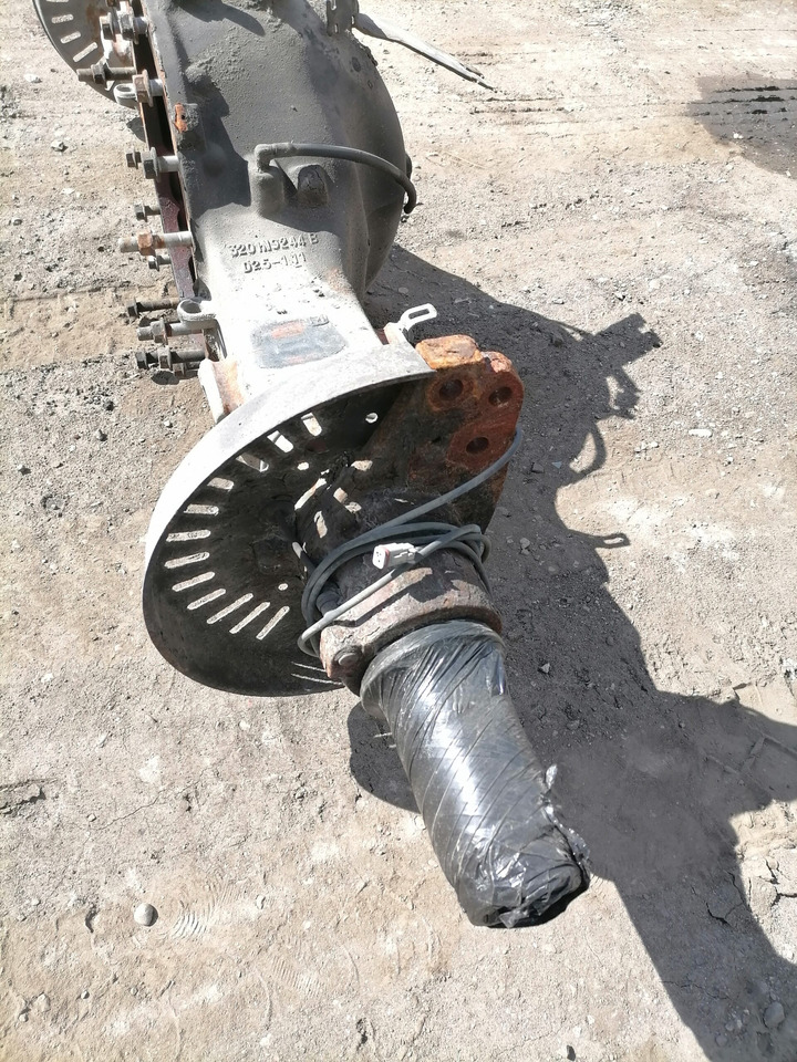 Volvo Rear axel housing 20914319 - Axle and parts for Truck: picture 4 Volvo Rear axel housing 20914319 - Axle and parts for Truck: picture 4