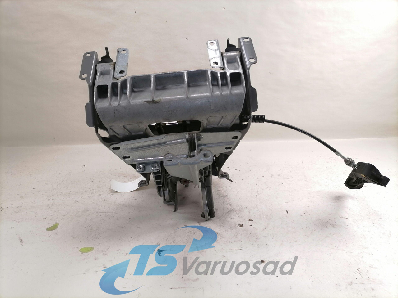 Volvo Roolisammas 20575175 - Steering column for Truck: picture 4 Volvo Roolisammas 20575175 - Steering column for Truck: picture 4