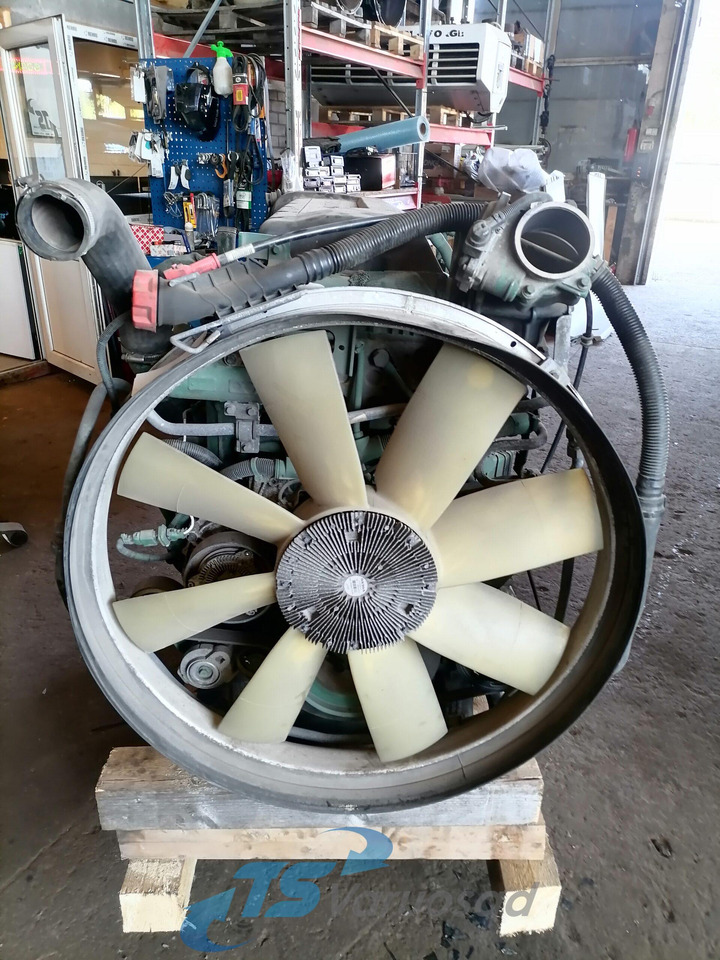 Volvo Volvo mootor D13K460 22070191 - Engine for Truck: picture 2 Volvo Volvo mootor D13K460 22070191 - Engine for Truck: picture 2