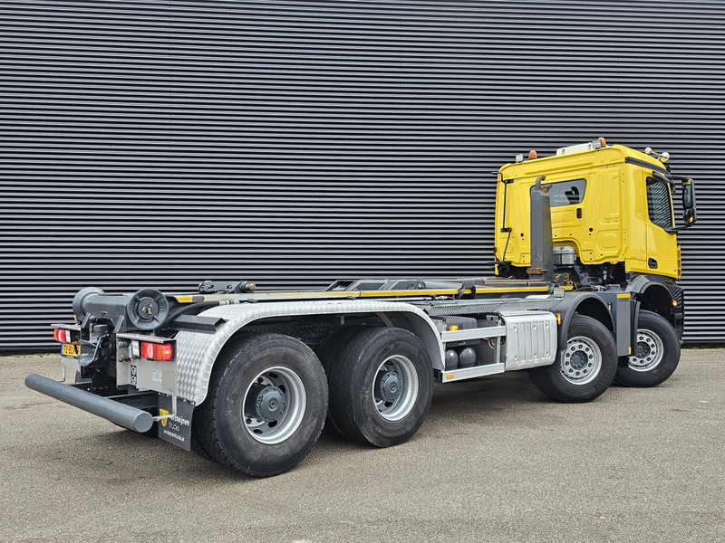 Mercedes-Benz AROCS 3945 / 8x4 HAAKARM / LIFT / ABROLKIPPER - Hook lift truck: picture 3 Mercedes-Benz AROCS 3945 / 8x4 HAAKARM / LIFT / ABROLKIPPER - Hook lift truck: picture 3