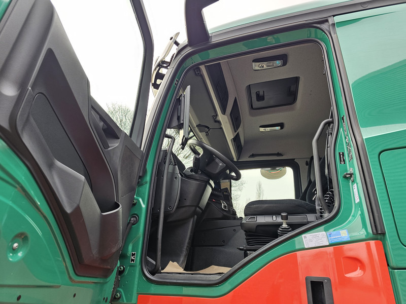 Tipper, Crane truck Mercedes-Benz AROCS 4145 / 8X6 / TIPPER + HMF CRANE: picture 14