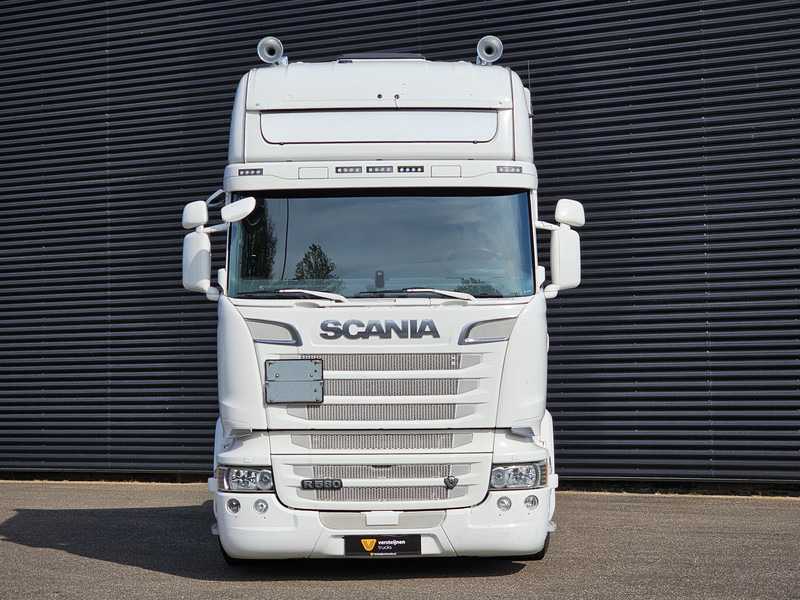 Scania R580 V8 6x2 BOOGIE / FULL AIR / RETARDER / ADR - Tractor truck: picture 3 Scania R580 V8 6x2 BOOGIE / FULL AIR / RETARDER / ADR - Tractor truck: picture 3