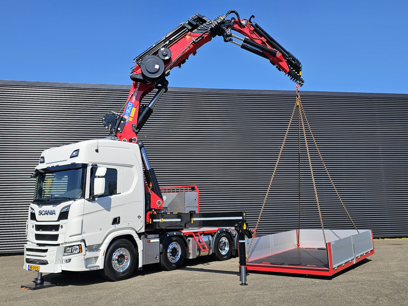 Scania R590 8x2*6 HMF 9520 + JiB + WINCH / TRACTOR / - Tractor truck: picture 1 Scania R590 8x2*6 HMF 9520 + JiB + WINCH / TRACTOR / - Tractor truck: picture 1