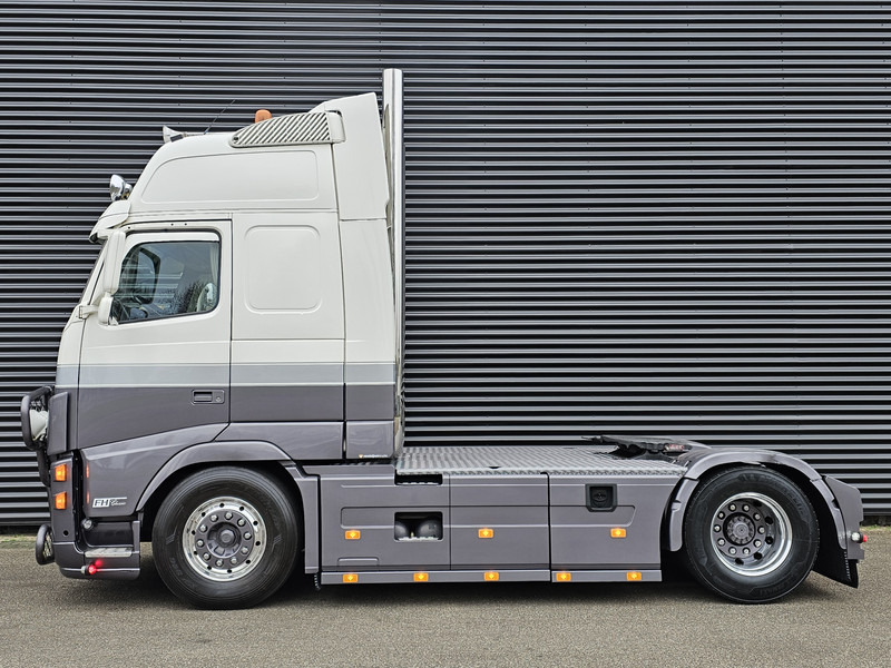 Volvo FH400 4X2 / SHOWTRUCK / SPECIAL / EXHAUST VALVE - Tractor truck: picture 5 Volvo FH400 4X2 / SHOWTRUCK / SPECIAL / EXHAUST VALVE - Tractor truck: picture 5