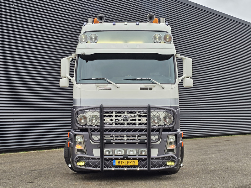 Volvo FH400 4X2 / SHOWTRUCK / SPECIAL / EXHAUST VALVE - Tractor truck: picture 3 Volvo FH400 4X2 / SHOWTRUCK / SPECIAL / EXHAUST VALVE - Tractor truck: picture 3