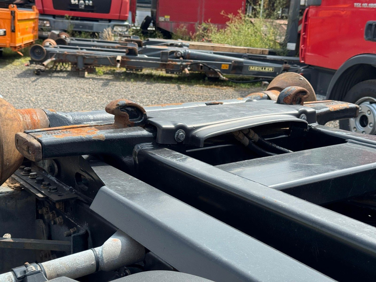 MAN 18.340 HIAB mit hydr. C-Verr. | Klima | Sperrdif - Hook lift truck: picture 3 MAN 18.340 HIAB mit hydr. C-Verr. | Klima | Sperrdif - Hook lift truck: picture 3