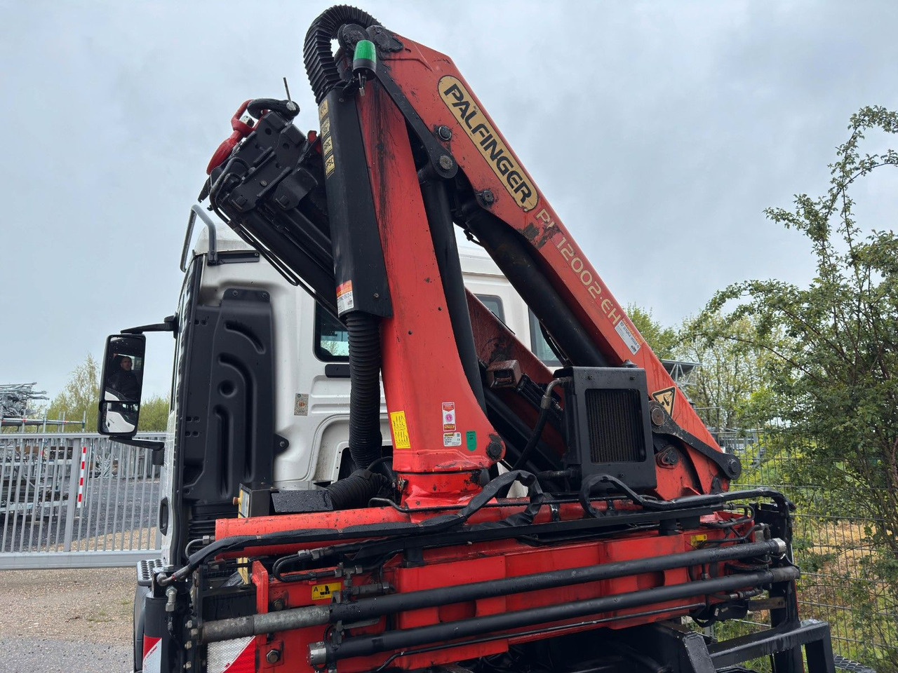 MAN 26.360 TGS Pafinger PK12002 Glaskipper 2 Trennw. - Crane truck: picture 3 MAN 26.360 TGS Pafinger PK12002 Glaskipper 2 Trennw. - Crane truck: picture 3