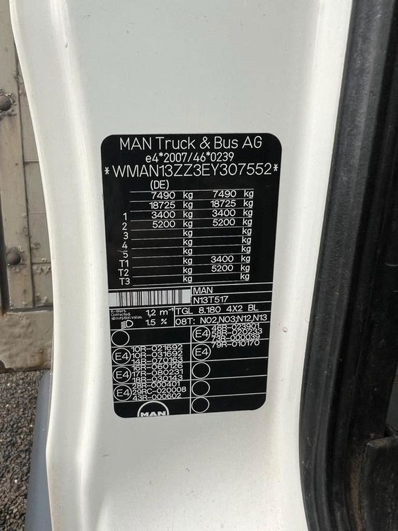 MAN 8.180 4X2 offene Pritsche MAN 8.180 4X2 offene Pritsche - Open body delivery van: picture 3 MAN 8.180 4X2 offene Pritsche MAN 8.180 4X2 offene Pritsche - Open body delivery van: picture 3