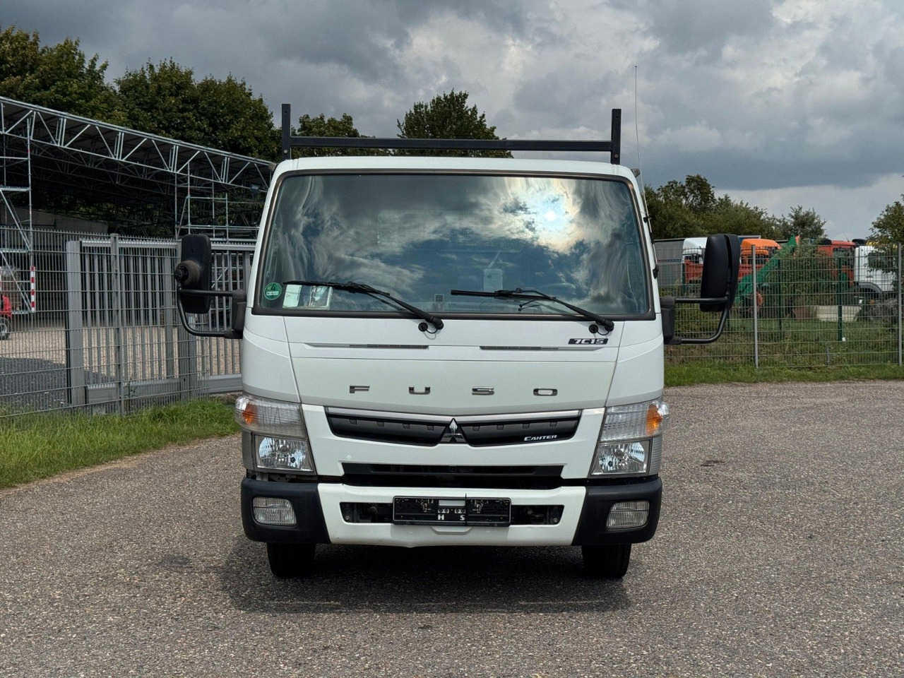 Mitsubishi 7C15 Fuso Canter 4x2 mit Meiller 3S. Kipper - Tipper van: picture 3 Mitsubishi 7C15 Fuso Canter 4x2 mit Meiller 3S. Kipper - Tipper van: picture 3