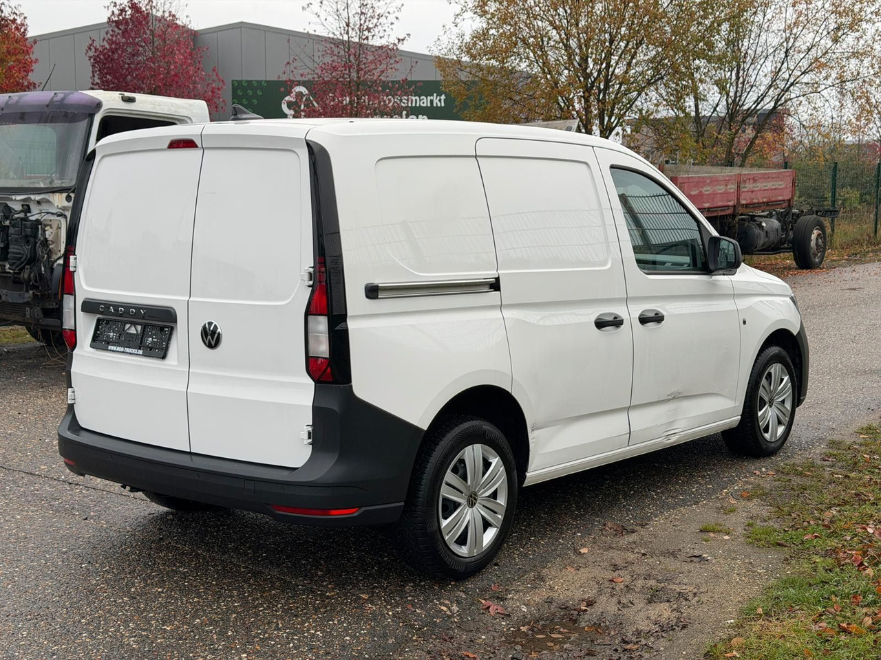 Passenger van Volkswagen Caddy 4x2 | 2,0 TDI | Klima | PDC | Spurhalteass: picture 6 Passenger van Volkswagen Caddy 4x2 | 2,0 TDI | Klima | PDC | Spurhalteass: picture 6