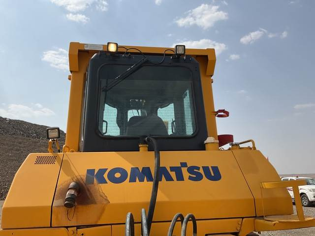 Bulldozer Komatsu D85EX-15: picture 15
