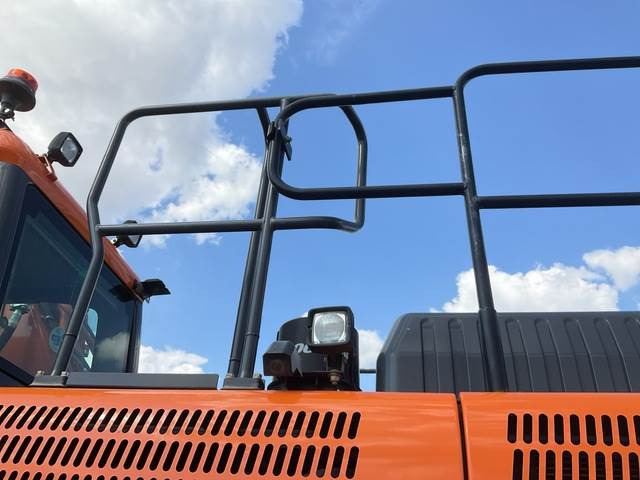 Crawler excavator Doosan DX300LC-7: picture 10