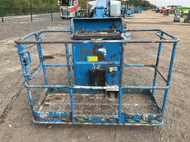 Articulated boom Genie S85: picture 12