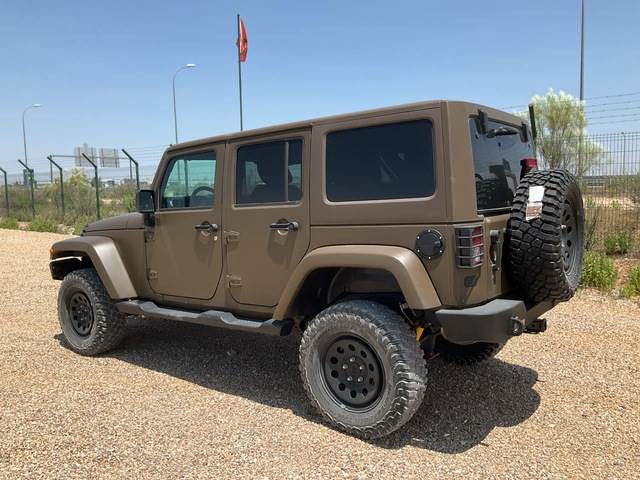 Jeep Wrangler JK Command - Car: picture 2 Jeep Wrangler JK Command - Car: picture 2