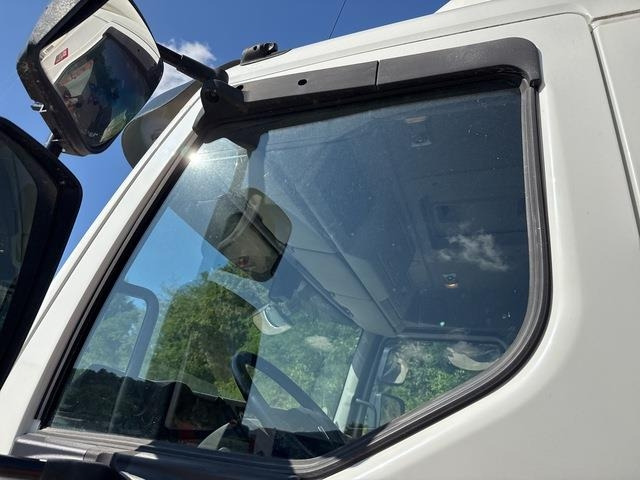 Utility/ Special vehicle Renault C380: picture 17 Utility/ Special vehicle Renault C380: picture 17