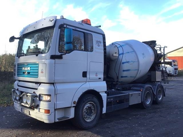 MAN TGA 28.390 - Concrete mixer truck: picture 1 MAN TGA 28.390 - Concrete mixer truck: picture 1