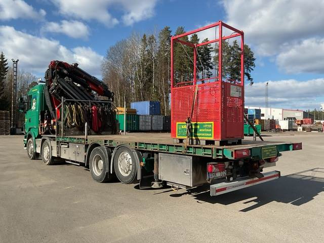 Scania R440LB - Crane truck: picture 2 Scania R440LB - Crane truck: picture 2