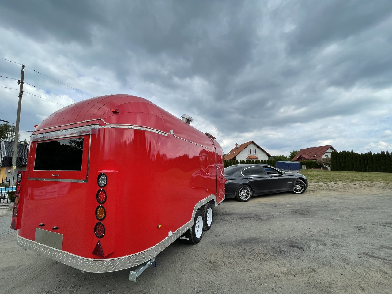 SHINE Spring RED - Vending trailer: picture 4 SHINE Spring RED - Vending trailer: picture 4