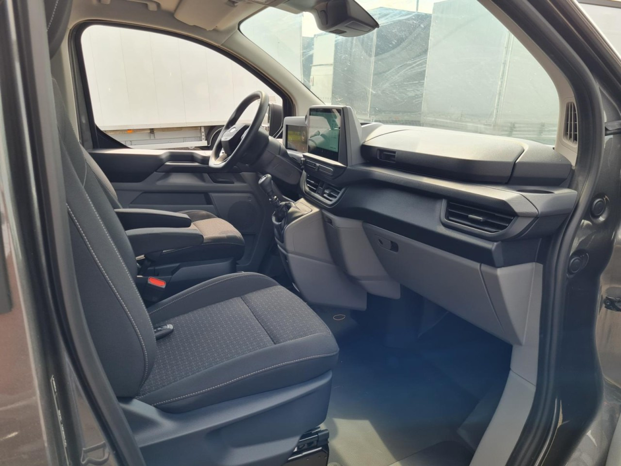 Small van, Combi van Ford Custom Kasten 320 L2 Trend Doka 5-Sitze KAMERA TEMPO: picture 18 Small van, Combi van Ford Custom Kasten 320 L2 Trend Doka 5-Sitze KAMERA TEMPO: picture 18