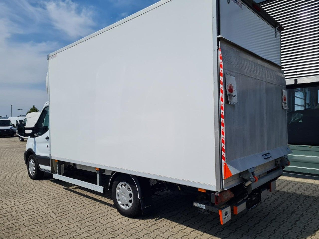 Ford Transit 350 Möbel Koffer LBW Trend AG KLIMA TEMP - Closed box van: picture 5 Ford Transit 350 Möbel Koffer LBW Trend AG KLIMA TEMP - Closed box van: picture 5