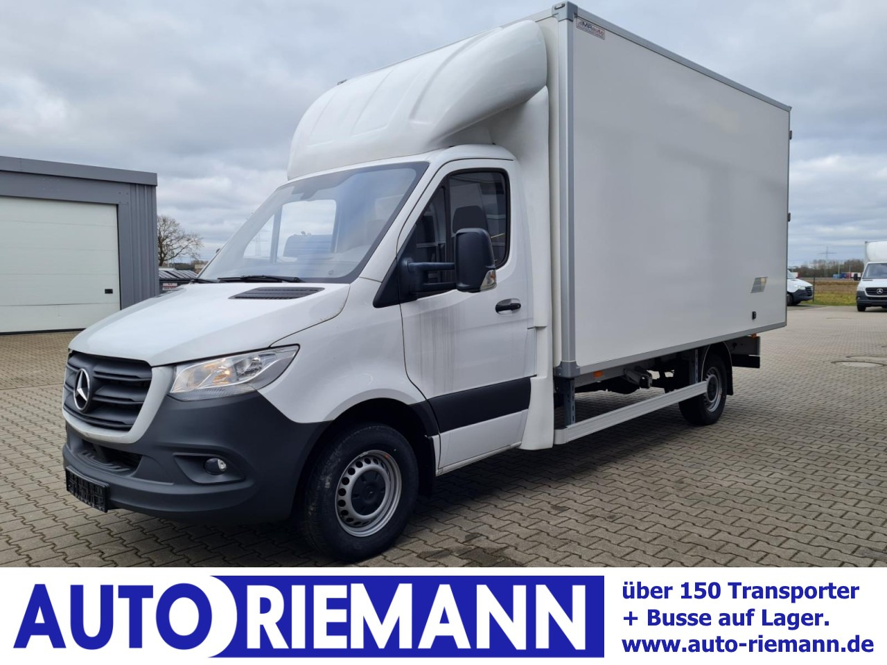 Mercedes-Benz Sprinter 315 Koffer lang MBux KLIMA NAVI TEMPOMAT - Closed box van: picture 1 Mercedes-Benz Sprinter 315 Koffer lang MBux KLIMA NAVI TEMPOMAT - Closed box van: picture 1