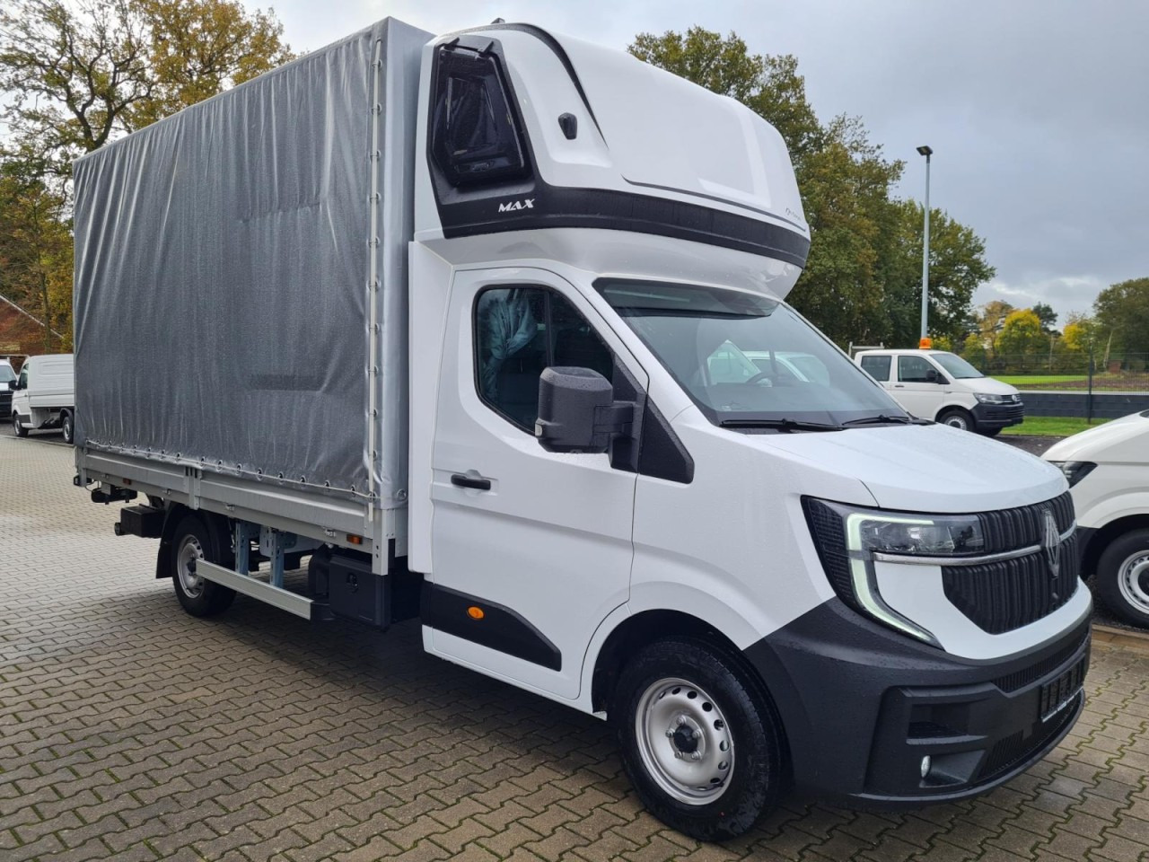 Renault Master Pritsche Schiebe Plane Schlafkab LBW Luftfederung - Curtain side van: picture 3 Renault Master Pritsche Schiebe Plane Schlafkab LBW Luftfederung - Curtain side van: picture 3