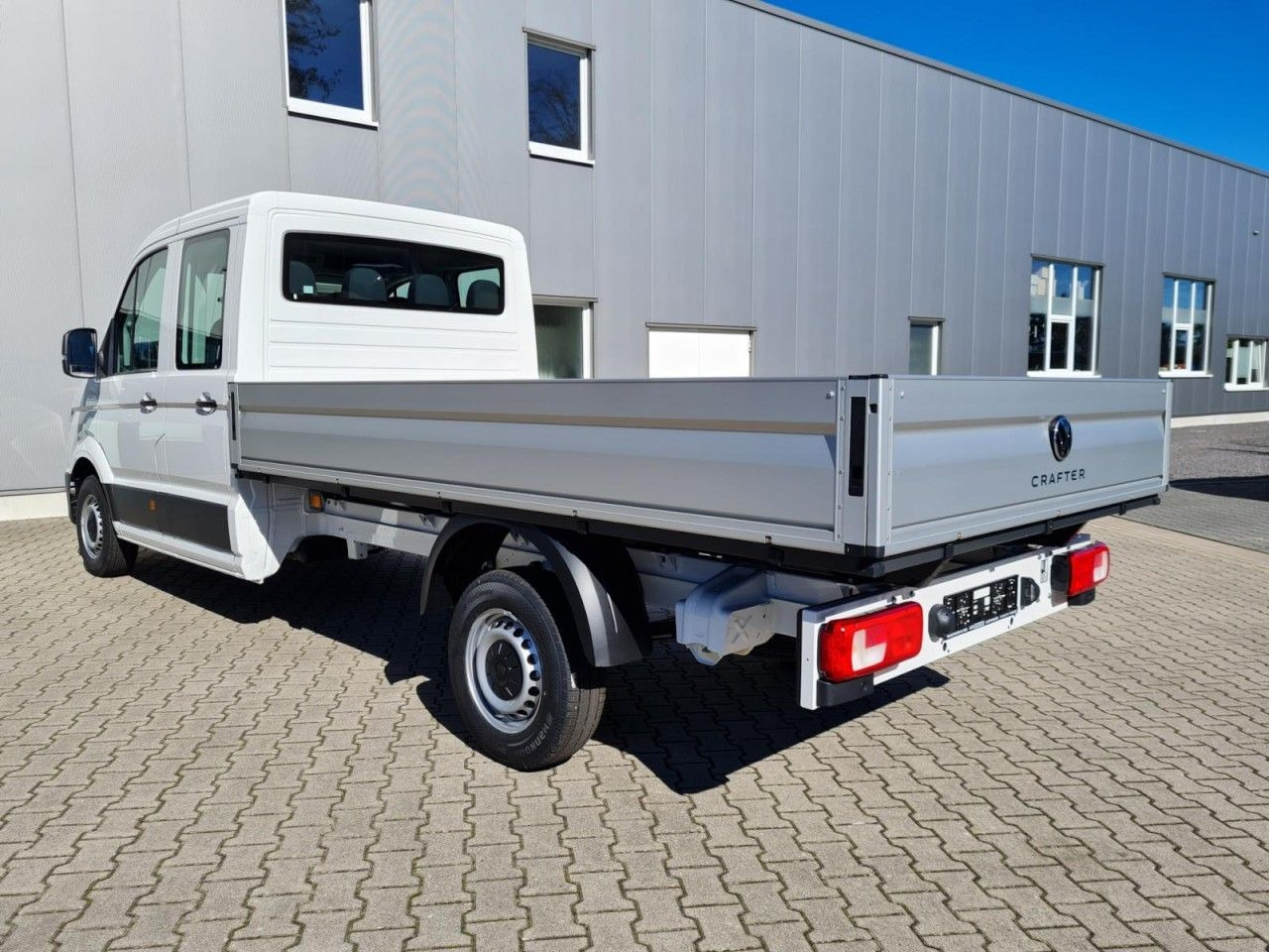 Volkswagen Crafter 35 DOKA 7-Sitze lang L4 KLIMA TEMPOMAT - Open body delivery van, Combi van: picture 4 Volkswagen Crafter 35 DOKA 7-Sitze lang L4 KLIMA TEMPOMAT - Open body delivery van, Combi van: picture 4