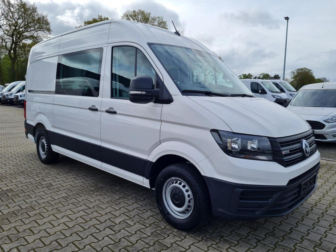 Volkswagen Crafter 35 Kasten Plus Doka mixto 4motion AHK - Panel van, Combi van: picture 3 Volkswagen Crafter 35 Kasten Plus Doka mixto 4motion AHK - Panel van, Combi van: picture 3