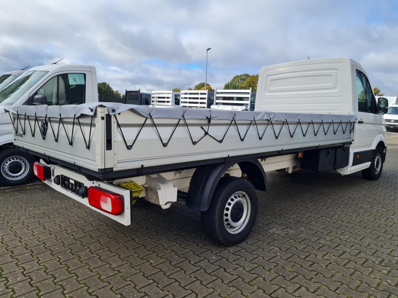 Volkswagen Crafter 35 Pritsche Tdi lang L4 KLIMA - Open body delivery van: picture 4 Volkswagen Crafter 35 Pritsche Tdi lang L4 KLIMA - Open body delivery van: picture 4