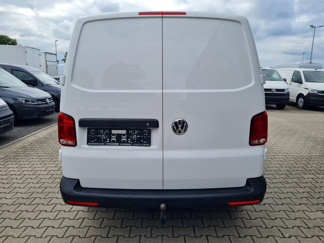 Volkswagen T6.1 Kasten 2.0 TDI KR Hecktüren AHK - Small van: picture 5 Volkswagen T6.1 Kasten 2.0 TDI KR Hecktüren AHK - Small van: picture 5