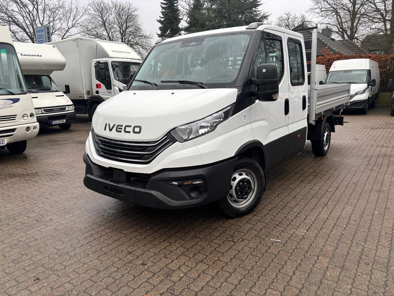 Iveco Daily 35S16H3.0A8YD*DSK*KLIMA*AHK* - Tipper van, Combi van: picture 1 Iveco Daily 35S16H3.0A8YD*DSK*KLIMA*AHK* - Tipper van, Combi van: picture 1