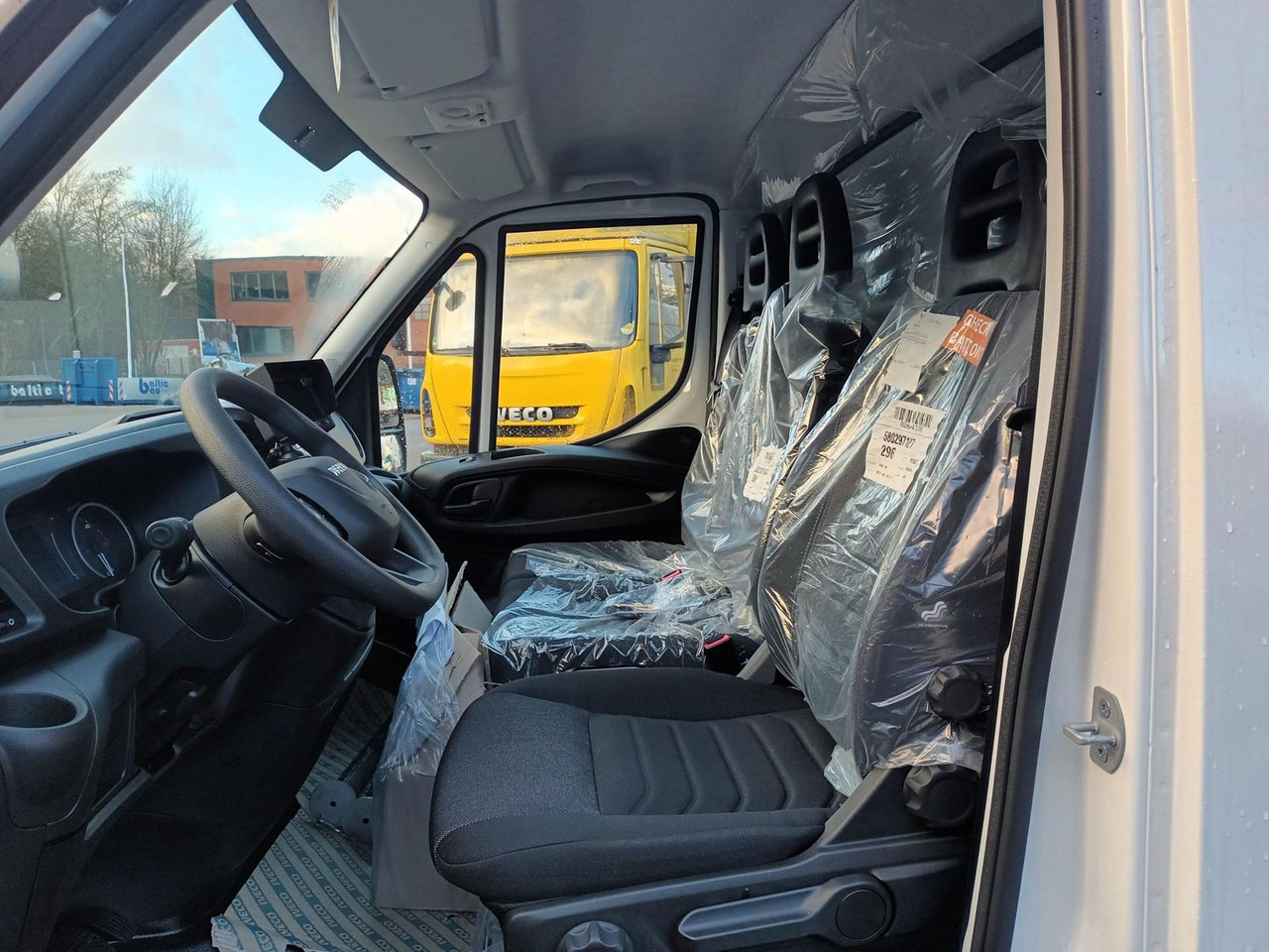 Closed box van Iveco Daily 35S16HA8 Koffer LBW - ab 0% Finanzieren: picture 10