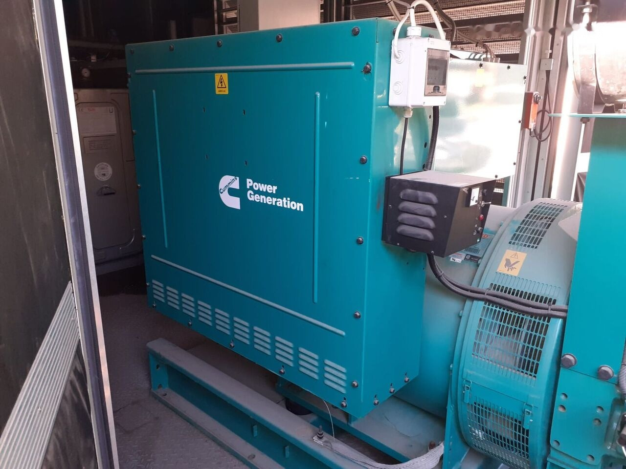 Stamford Generator Cummins STAMFORD 1600 KVA 2015 rok . Agregaty Prądotwó - Generator set: picture 2 Stamford Generator Cummins STAMFORD 1600 KVA 2015 rok . Agregaty Prądotwó - Generator set: picture 2