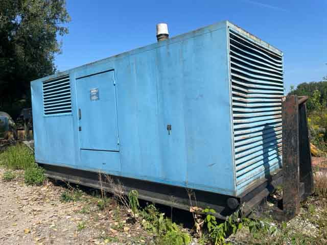 Stiegele 375 KW – Mobile electric generator / Mobiles Stromaggregat - Generator set: picture 1 Stiegele 375 KW – Mobile electric generator / Mobiles Stromaggregat - Generator set: picture 1