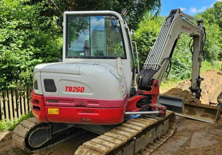 Takeuchi TB260 – mini excavator / Minibagger - Mini excavator: picture 1 Takeuchi TB260 – mini excavator / Minibagger - Mini excavator: picture 1