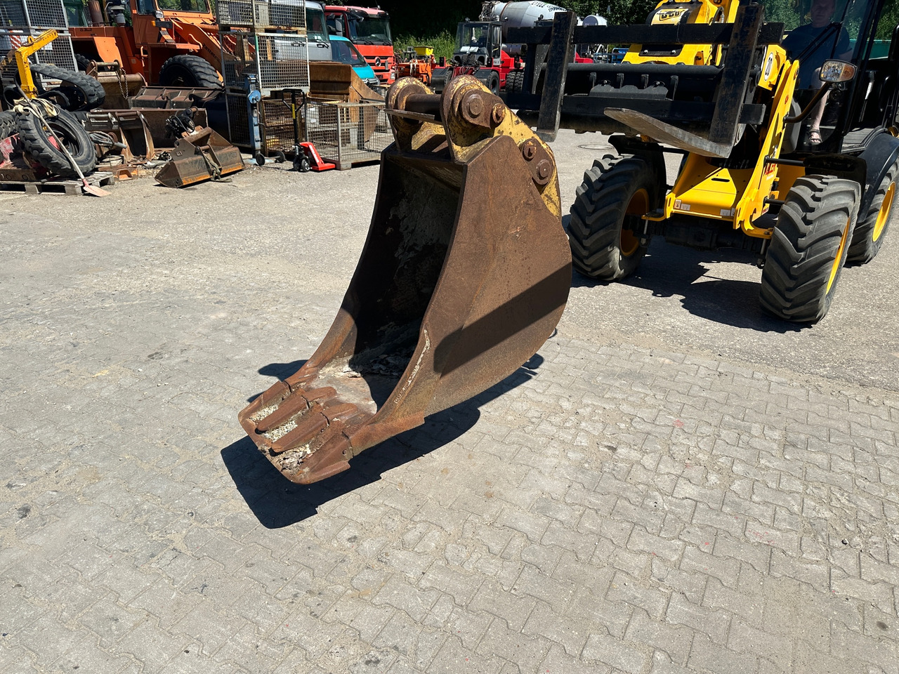 Caterpillar 3208 Tieflöffel 70 cm - Excavator bucket: picture 2 Caterpillar 3208 Tieflöffel 70 cm - Excavator bucket: picture 2
