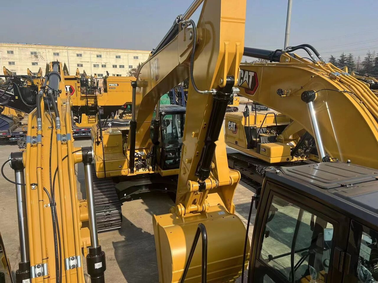 Caterpillar 323GX - Crawler excavator: picture 2 Caterpillar 323GX - Crawler excavator: picture 2