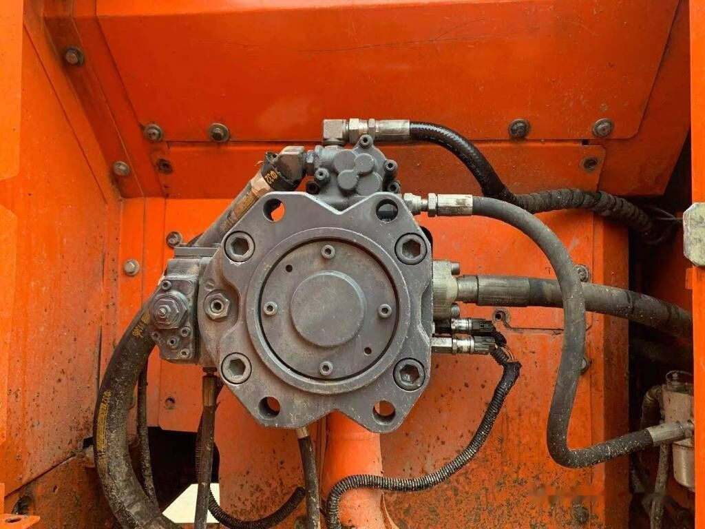 Doosan DX 300 LC - Crawler excavator: picture 5 Doosan DX 300 LC - Crawler excavator: picture 5