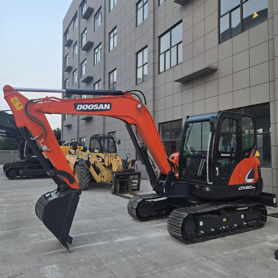 Doosan DX60 - Mini excavator: picture 3 Doosan DX60 - Mini excavator: picture 3