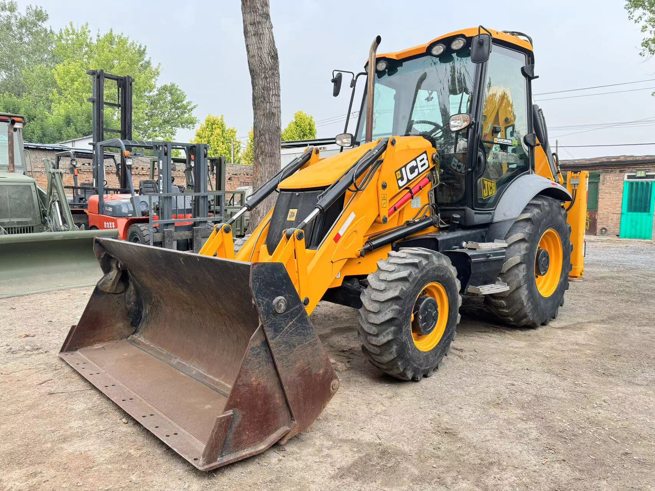 JCB 3CX - Backhoe loader: picture 1 JCB 3CX - Backhoe loader: picture 1