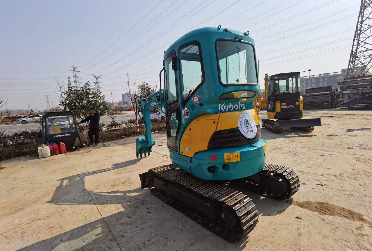 Kubota U30 - Mini excavator: picture 3 Kubota U30 - Mini excavator: picture 3
